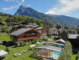 piscine, jardin hotel gai soleil samoens