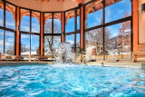 piscine intérieure