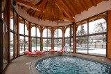 Piscine intérieure