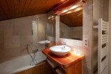 Salle de bain chambre studio communicant