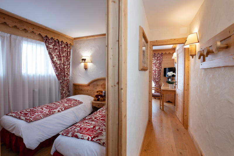 Suite junior - chambre twin - © DR / Neige et Roc Suite junior - chambre twin