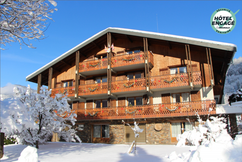 Annexe building in winter - Engaged hotel health security - © Hôtel Neige et Roc Annexe building in winter - Engaged hotel health security