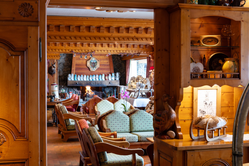 Bar lounge - © DR / Neige et Roc Bar lounge