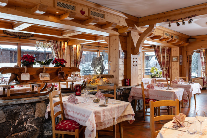 Restaurant - © DR / Neige et Roc Restaurant