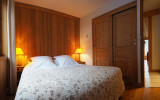 Bedroom 1 - Queen size bed