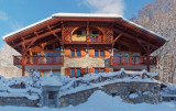 Exterior Oratory under the snow 1