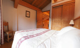 Bedroom - Queen size bed - Level 2 - Apartment PARADISIO modified