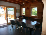 Salle à manger et terrasse