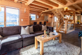 Salon vue sur la pièce à vivre