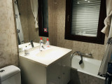 _lv_images__lot_0000000054_08_2655499