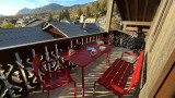 _lv_images__lot_0000000214_04_4063936