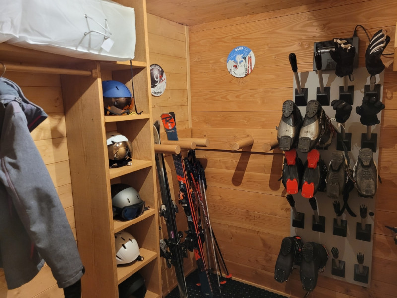 Local ski avec chauffe chaussures
