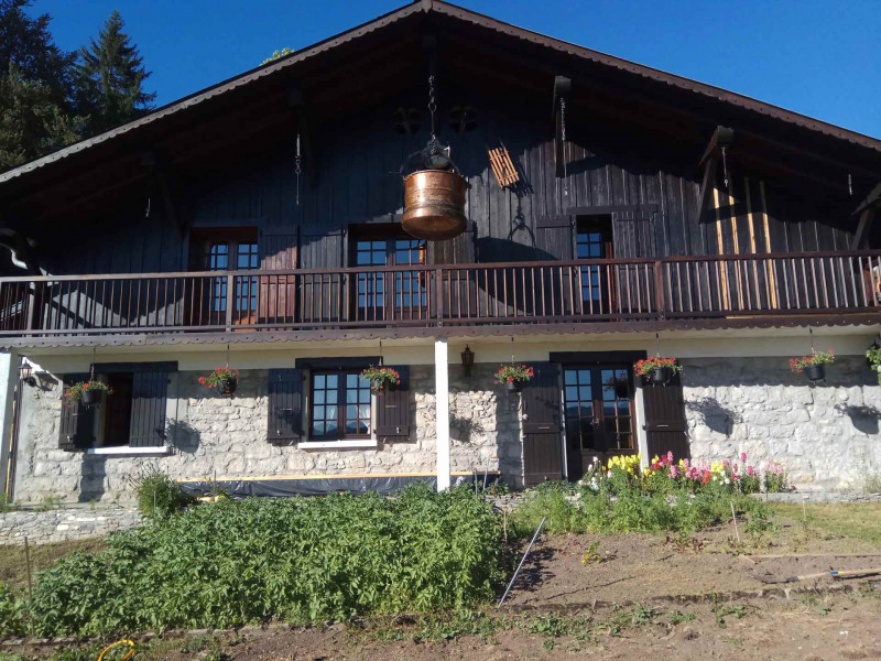 Outdoor chalet