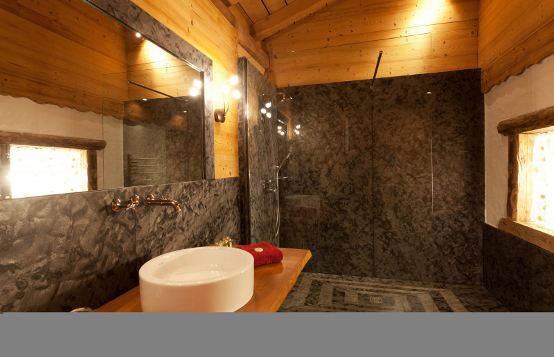 Bathroom red bedroom