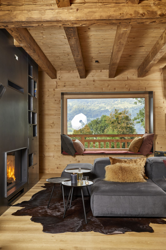 Coin lecture - © FOTO: ©ANTEPRIMA srl - www. images .it Coin lecture