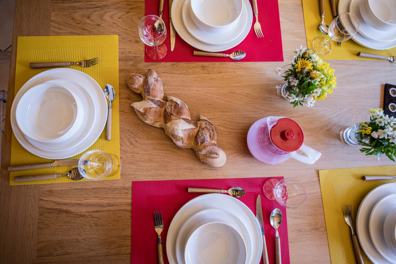 Table salle à manger - © LAUGUEUX VINCENT Table salle à manger