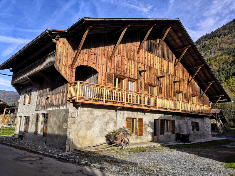 Chalet - © Jean-Marie Gurlie Chalet