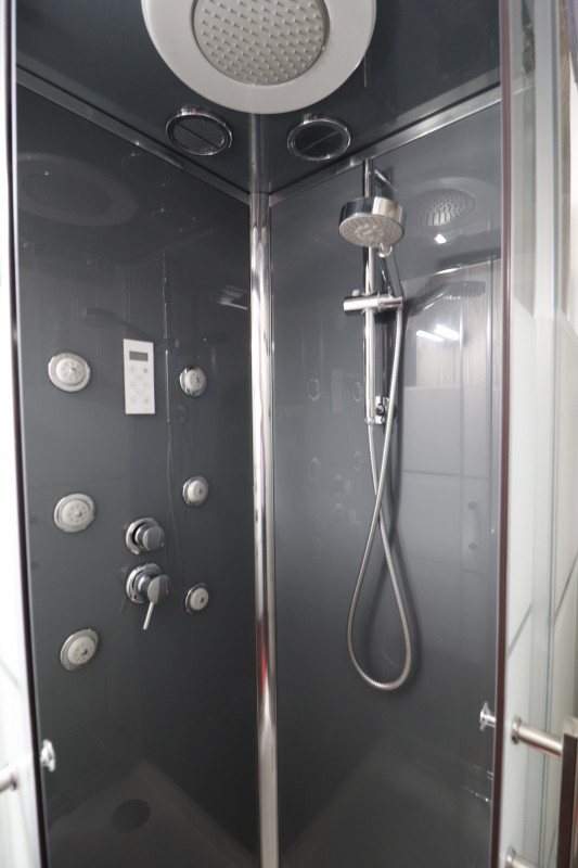 Douche - © Christine Courtois Douche