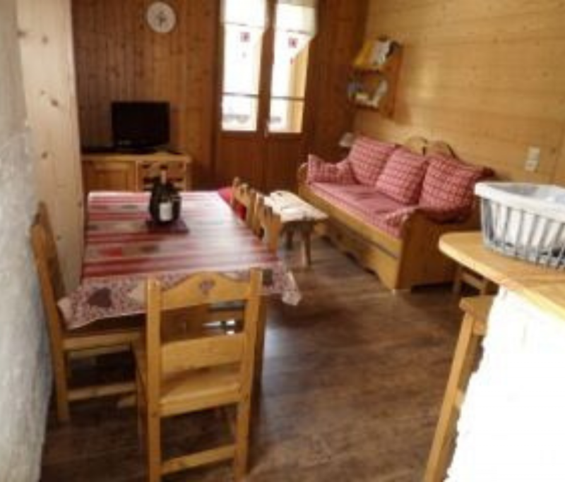 Séjour côté cuisine - © Palin Emilie Séjour côté cuisine