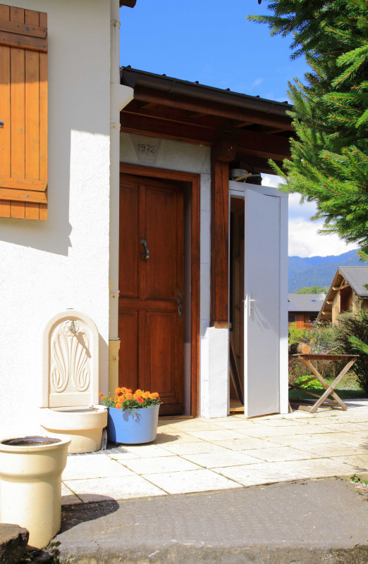 entrée principale entrée principale