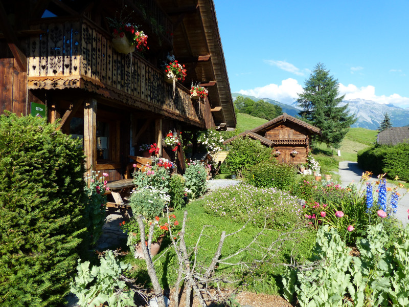 Chalet été est - © M. Gauthier Chalet été est