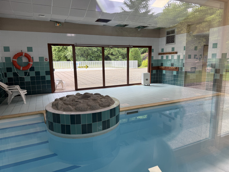 Piscine intérieure Piscine intérieure