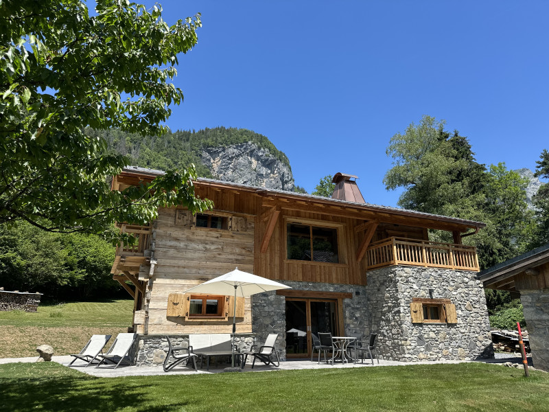 Le Mazot du Paradis_Samoëns - © Françoise Deffaugt Le Mazot du Paradis_Samoëns