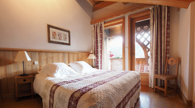 Chambre - Lit Queen Size - Niveau 2 - Appartement PARADISIO - © Christine Bianco Chambre - Lit Queen Size - Niveau 2 - Appartement PARADISIO