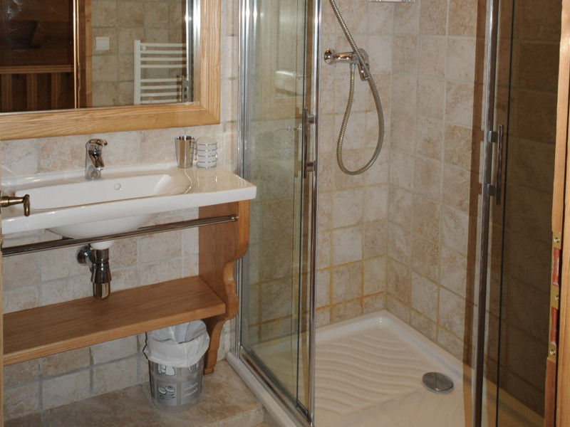 Salle de douche - Niveau 2 - Appartement PARADISIO - © Christine Bianco Salle de douche - Niveau 2 - Appartement PARADISIO