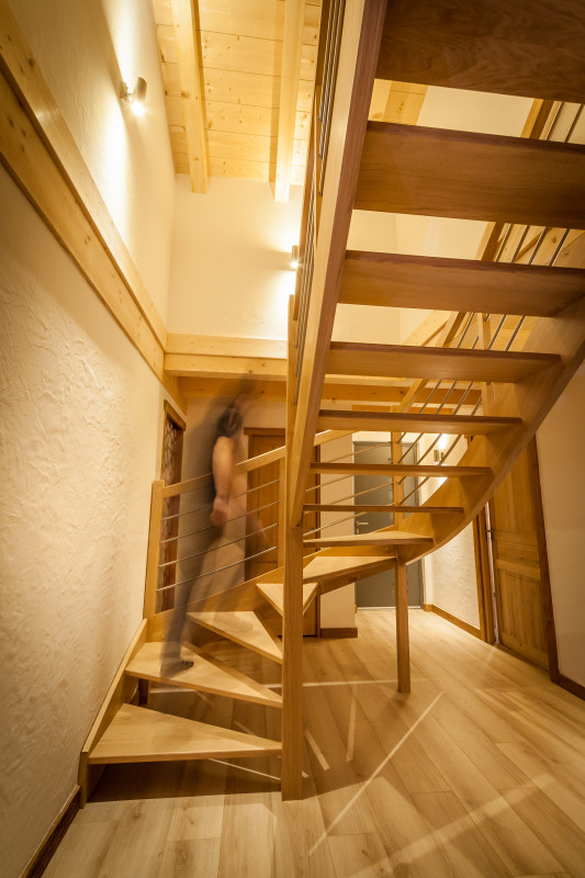 Escalier étage 1 à 2 - © Christine Chapeley Escalier étage 1 à 2