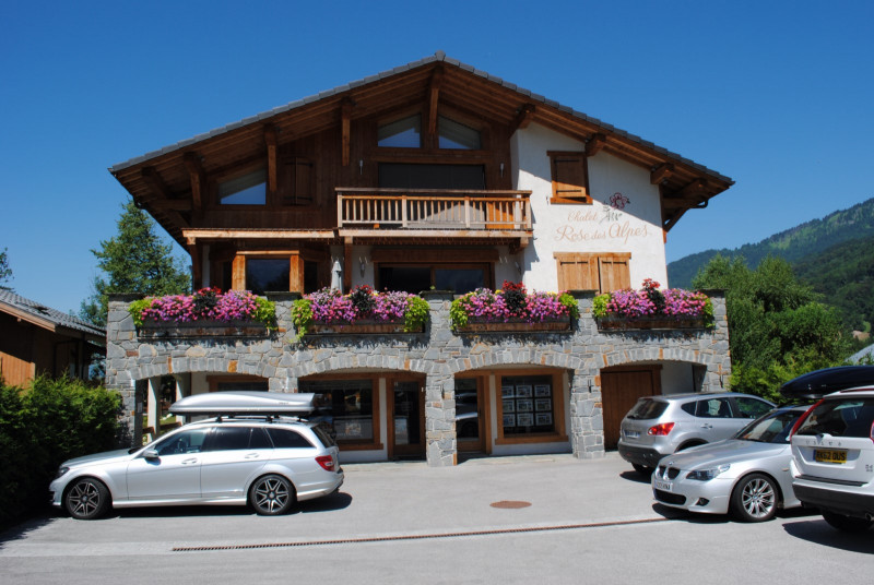 Barbier - Chalet Rose des Alpes 1_Samoëns - © DENIS BARBIER Barbier - Chalet Rose des Alpes 1_Samoëns