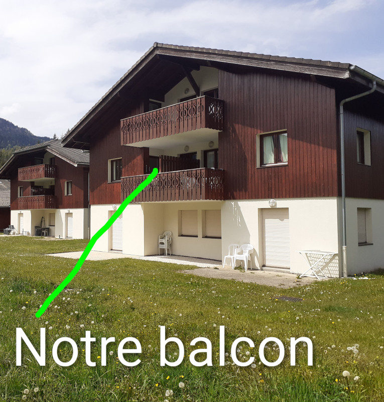 Au Grand Tétras chez Pat_Samoëns - © Yvette Vaudiaux Au Grand Tétras chez Pat_Samoëns