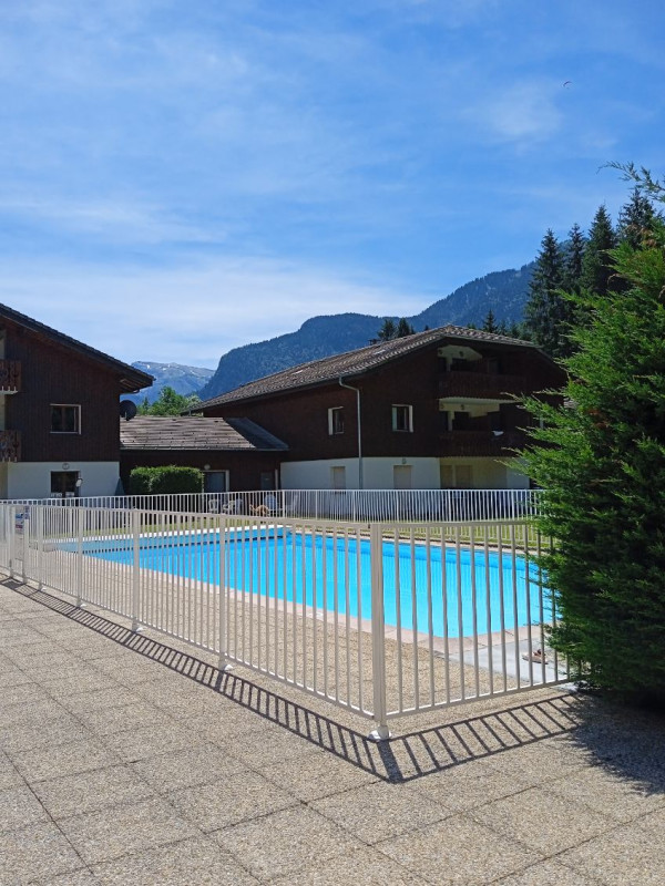 Au Grand Tétras chez Pat_Samoëns - © Yvette Vaudiaux Au Grand Tétras chez Pat_Samoëns