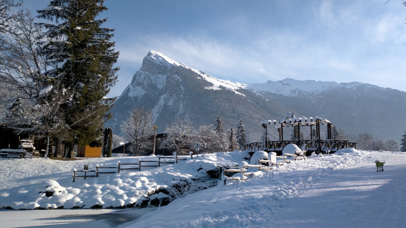 SAMOËNS - © HEINRICH AMarie SAMOËNS