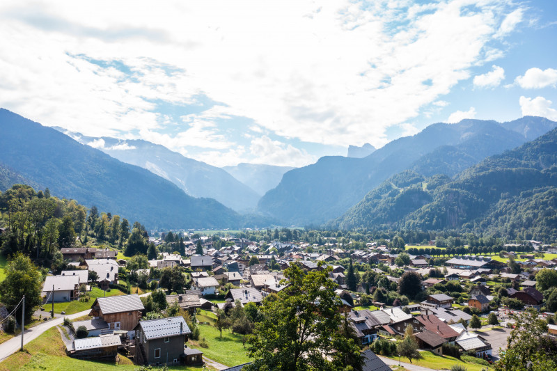 samoens_vue_du_chalet.jpg