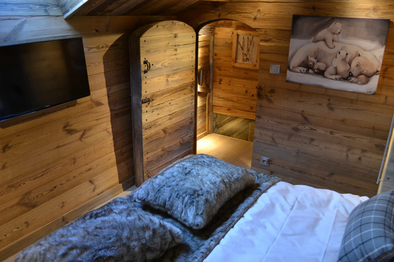 Le Mazot d'Emile_Samoëns - © DEFFAUGT PHILIPPE Le Mazot d'Emile_Samoëns