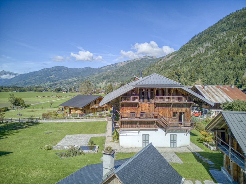 La Grange 1731 - Chalet d'exception_Samoëns - © Lou Broche La Grange 1731 - Chalet d'exception_Samoëns