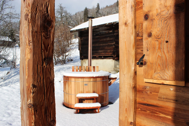Le Mazot d'Emile_Samoëns - © DEFFAUGT PHILIPPE Le Mazot d'Emile_Samoëns