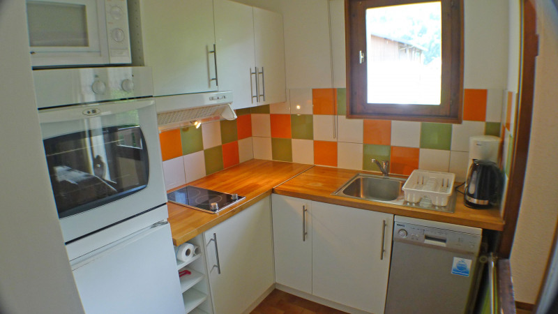 _lv_images__lot_0000000019_02_3660259