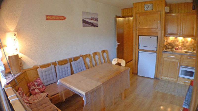 _lv_images__lot_0000000023_01_3431472