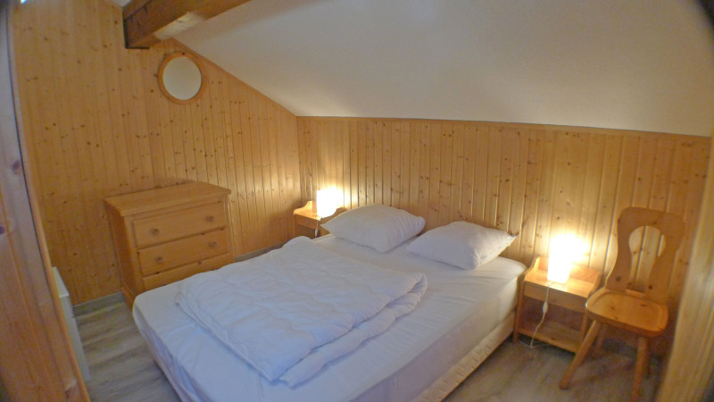 _lv_images__lot_0000000023_05_3494936