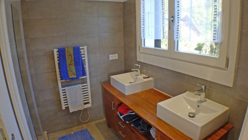 _lv_images__lot_0000000031_06_3463383