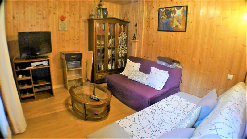 _lv_images__lot_0000000041_03_3631568 _lv_images__lot_0000000041_03_3631568