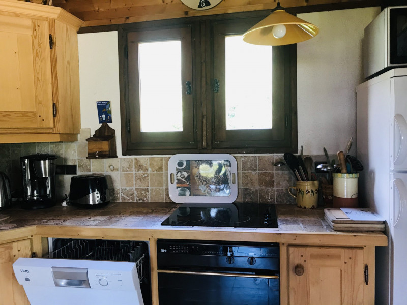 _lv_images__lot_0000000043_04_4039706
