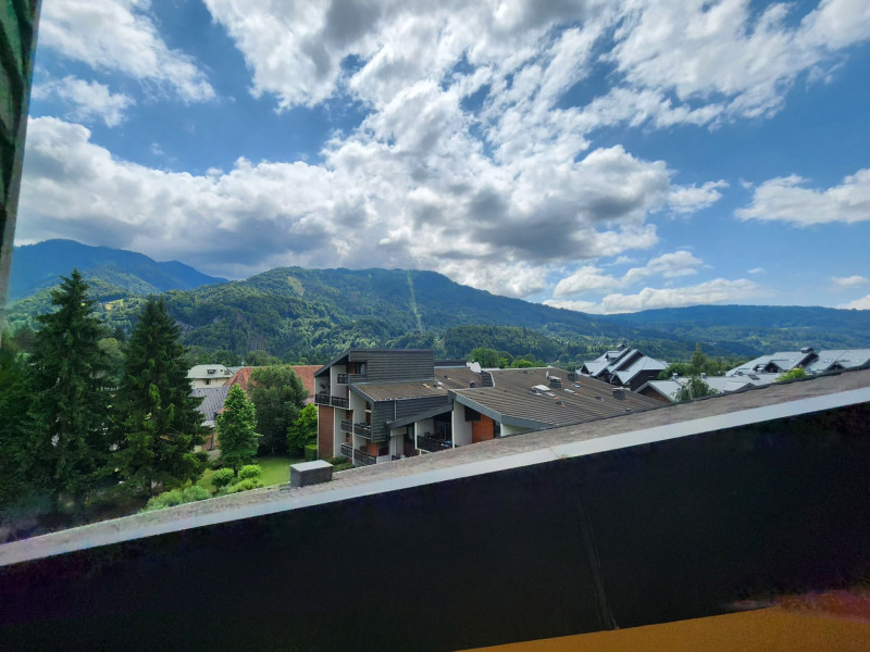 _lv_images__lot_0000000052_05_3660246 _lv_images__lot_0000000052_05_3660246