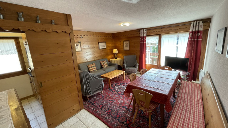 _lv_images__lot_0000000056_01_3520555 _lv_images__lot_0000000056_01_3520555