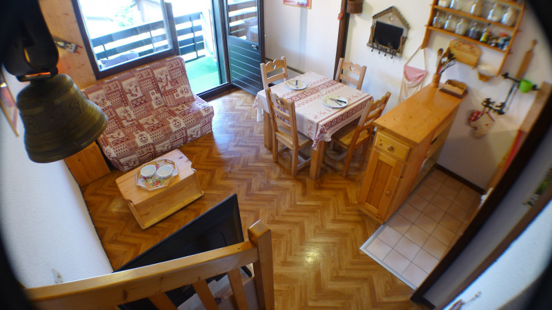 _lv_images__lot_0000000059_09_3672062 _lv_images__lot_0000000059_09_3672062