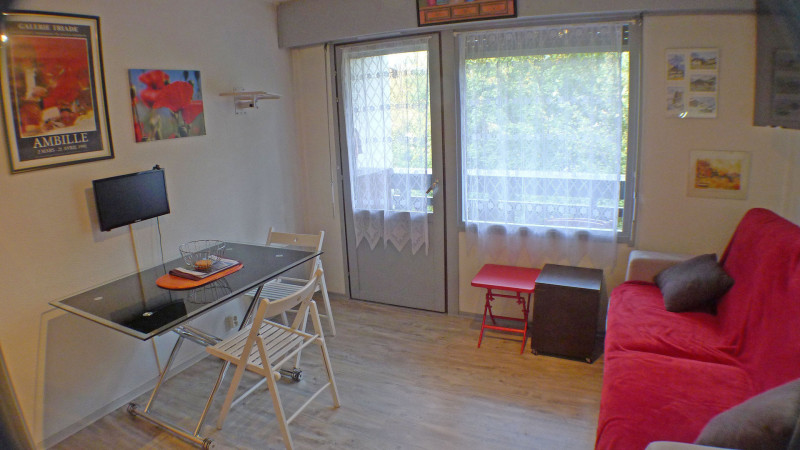 _lv_images__lot_0000000066_02_3165633 _lv_images__lot_0000000066_02_3165633