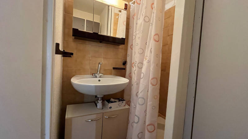 _lv_images__lot_0000000066_14_4045137 _lv_images__lot_0000000066_14_4045137