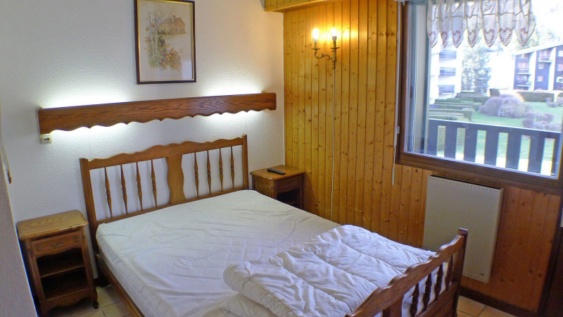 _lv_images__lot_0000000071_06_3564594